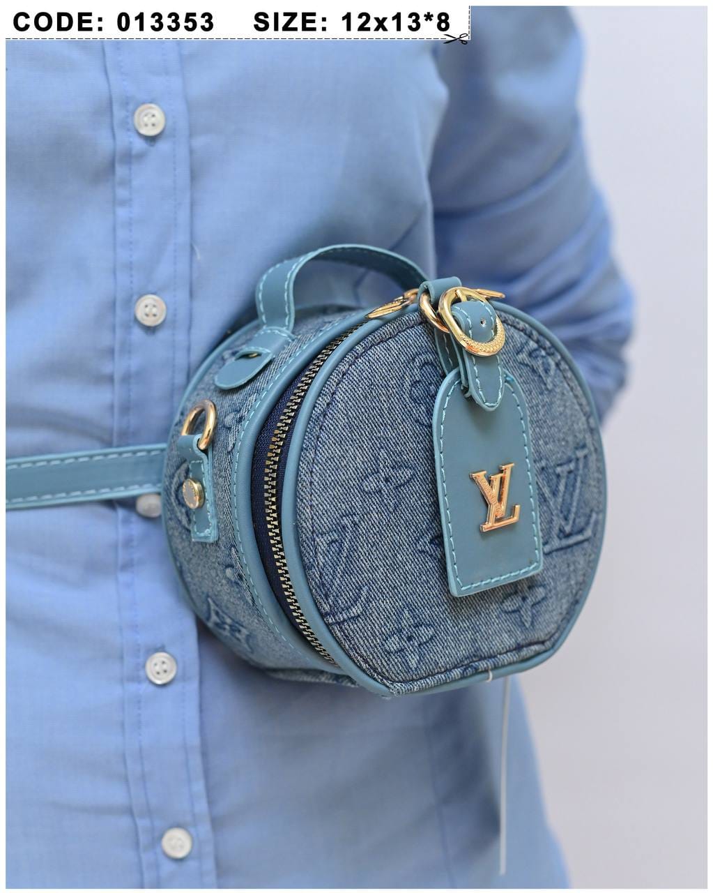 013353 — Round Mini Crossbody Bag — detail