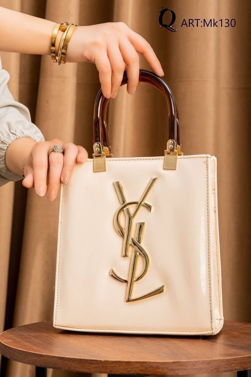 Mz130 — Glossy Structured Tote Bag — Cream