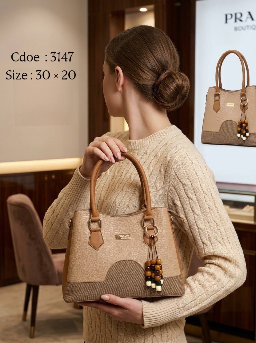 3147 — Scallop Panel Top Handle Bag — Tan / Cream