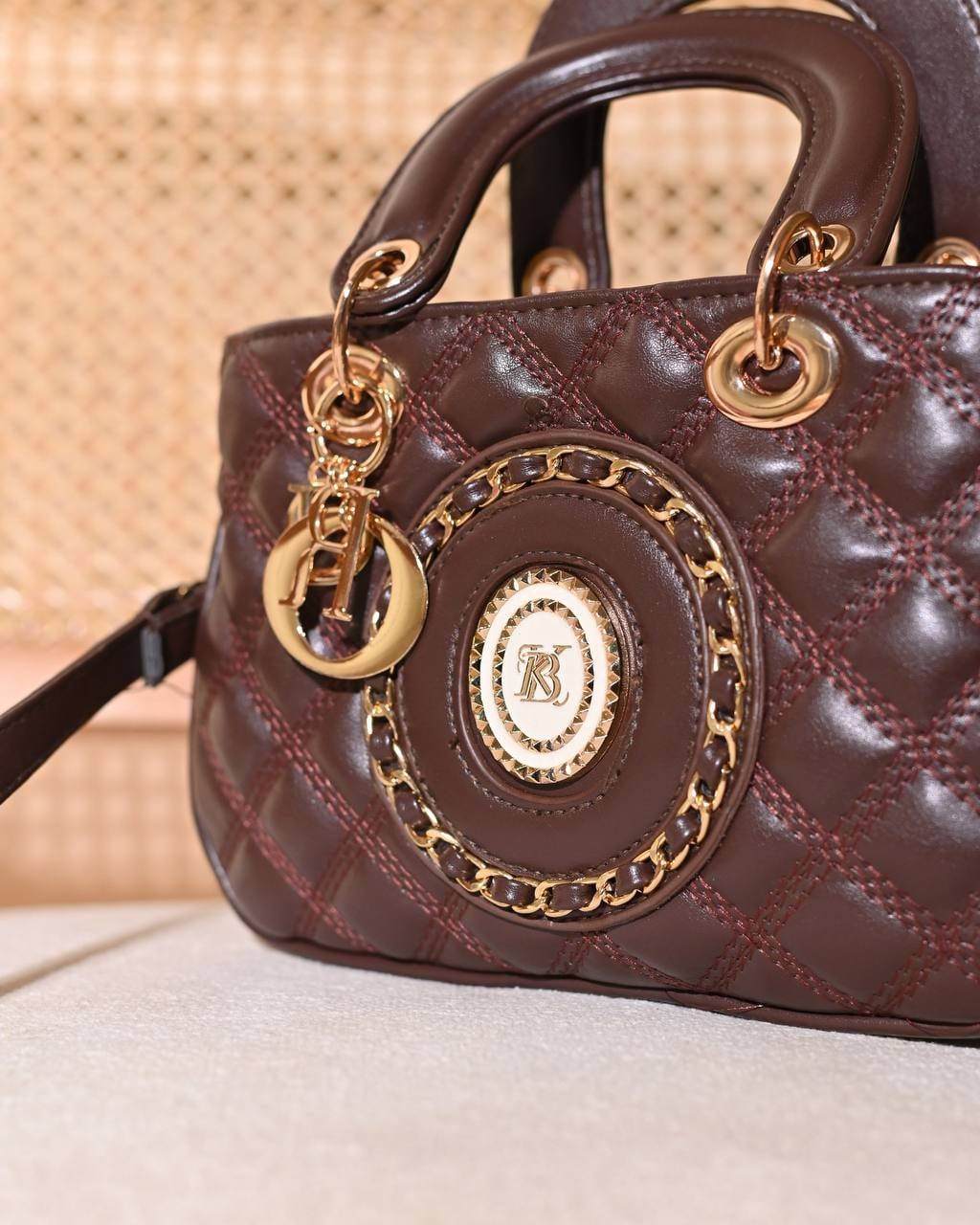 013740 — Quilted Medallion Top Handle Bag — detail