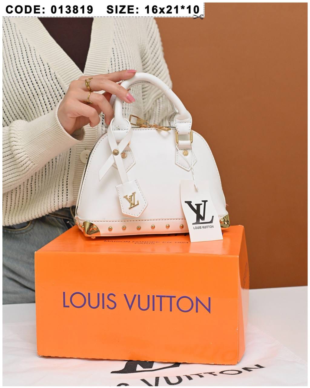 013819 — Stud Trim Dome Handbag — White