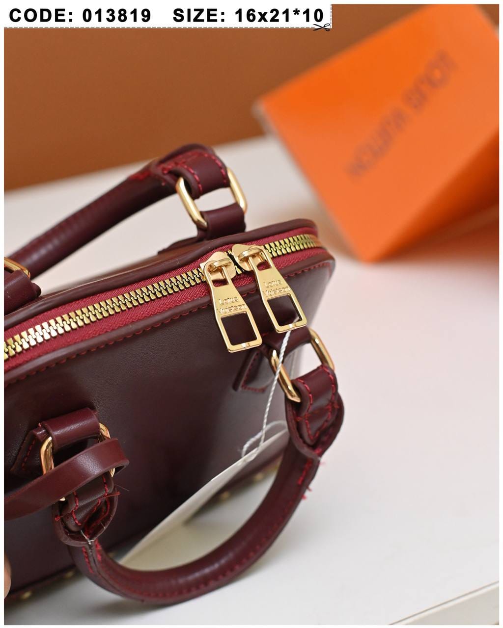 013819 — Stud Trim Dome Handbag — detail