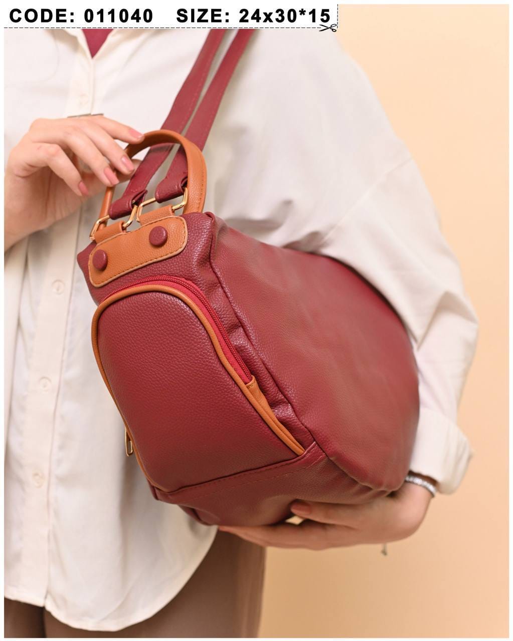 011040 — Burgundy side-pocket shoulder handbag front, 24 × 30 × 15 (Burgundy)