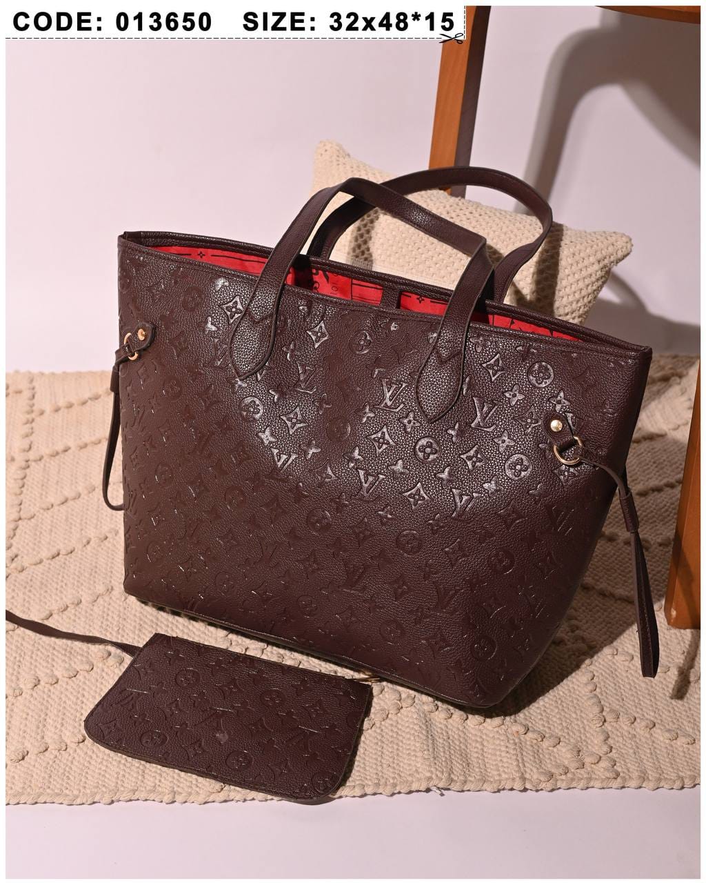 013650 — Brown embossed tote with matching pouch front, 32 × 48 × 15 (Brown)