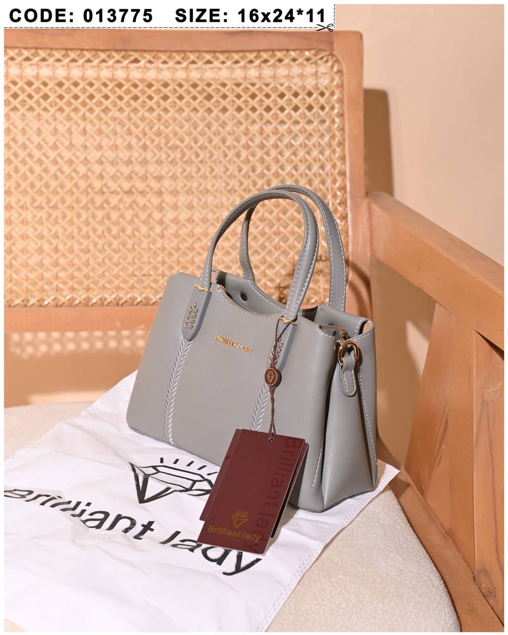 013775 — Grey structured leaf-detail handbag front, 16 × 24 × 11 (Grey)