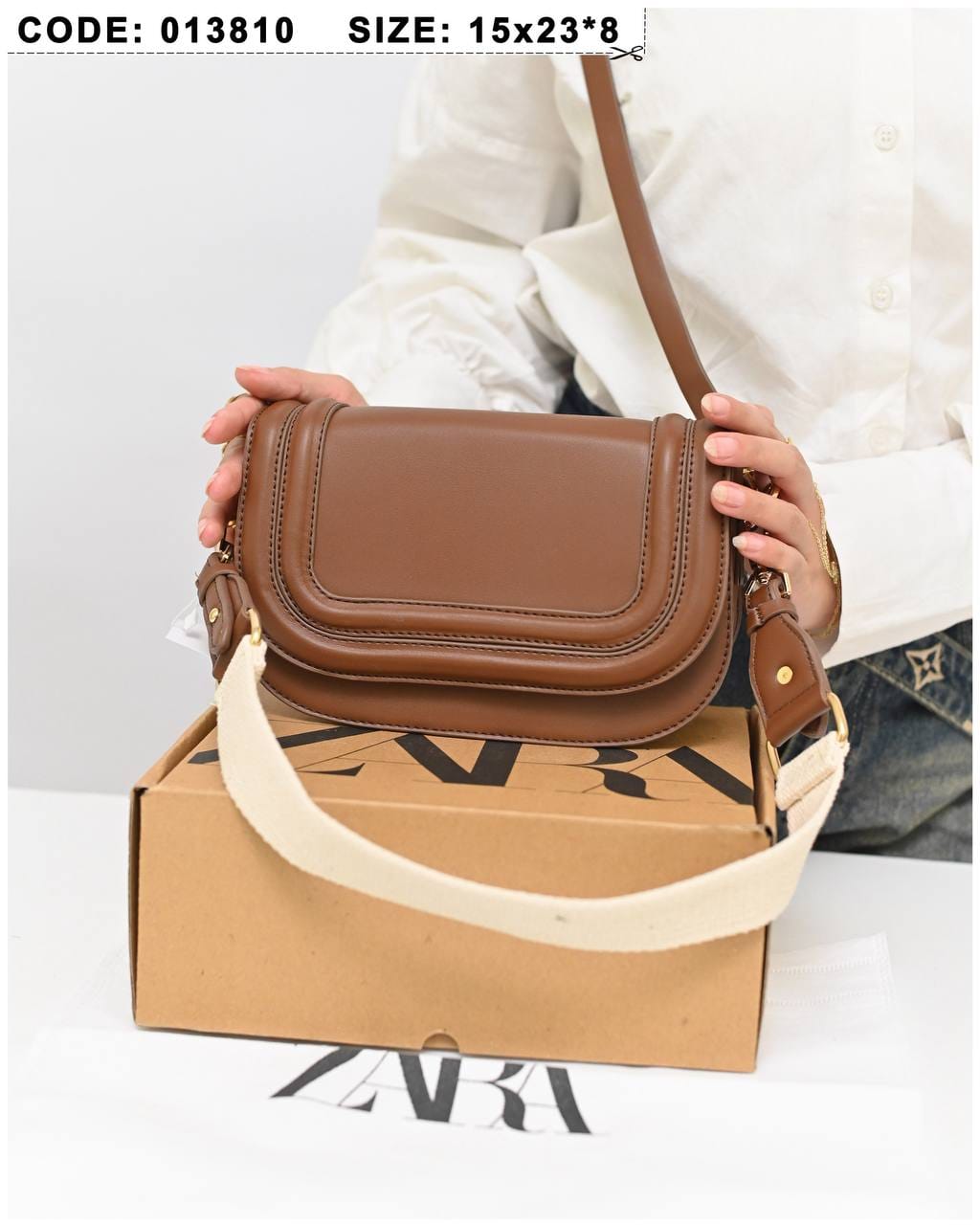013810 — Brown rounded flap crossbody bag front, 15 × 23 × 8 (Brown)