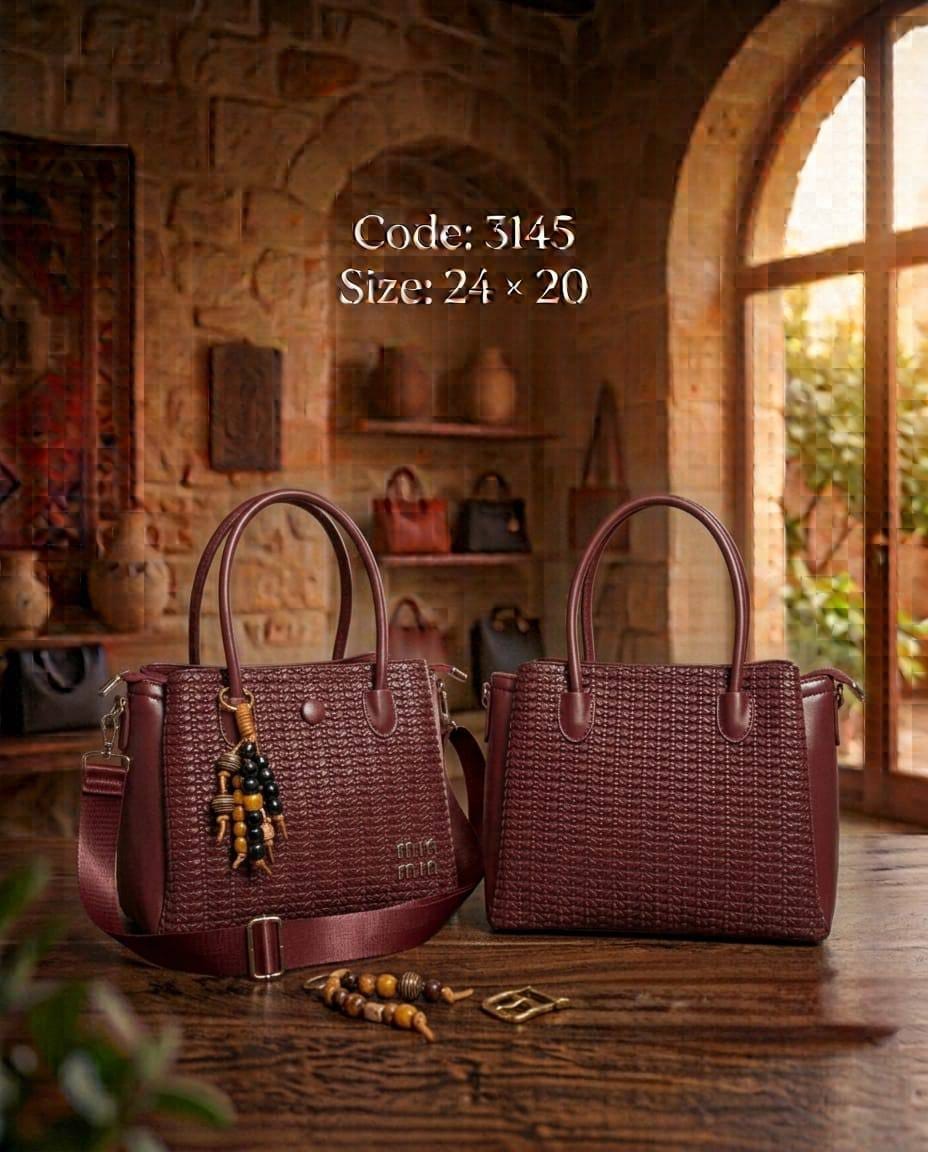 3145 — Burgundy woven look handbag front and back, 24 × 20 (Burgundy)