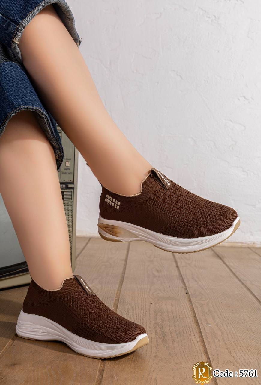 5761 — Brown mesh slip-on sneakers worn view, 38, 39, 40, 41, 42 (Brown)