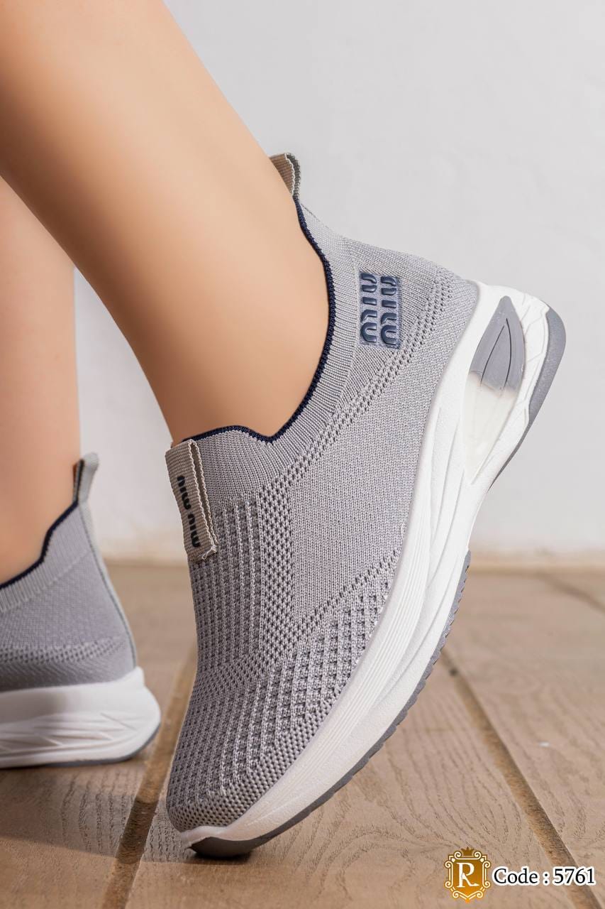 5761 — Grey mesh slip-on sneakers side view, 38, 39, 40, 41, 42 (Grey)