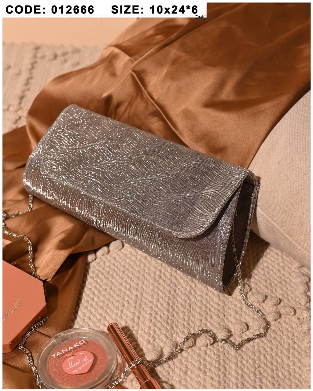 Shimmer Flap Clutch – 012666 (Gunmetal)
