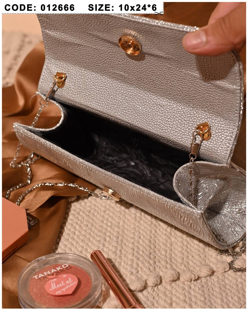 Shimmer Flap Clutch – 012666 - detail