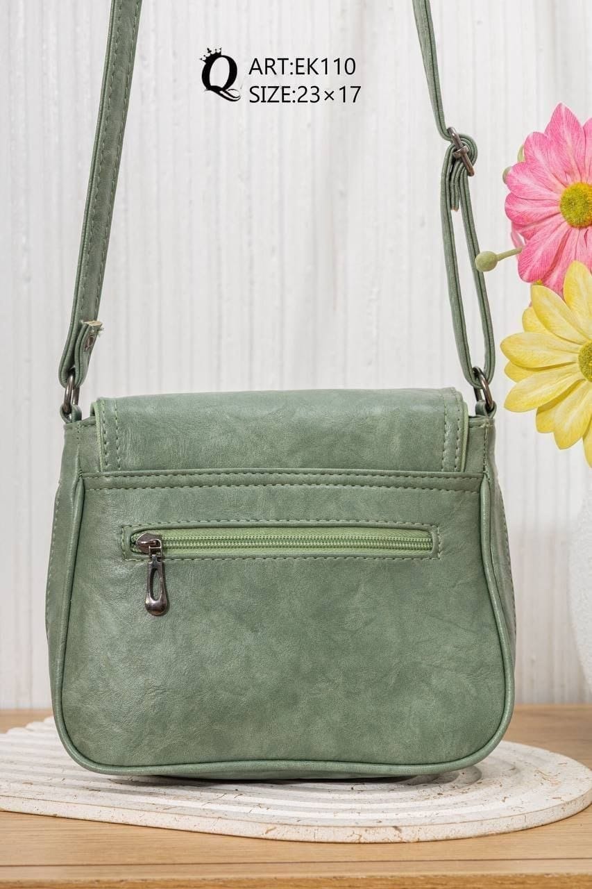 Textured Flap Crossbody Bag – EK110 - detail