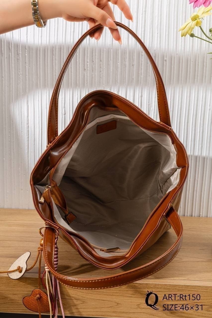 Charm Detail Tote Bag – Rt150 - detail