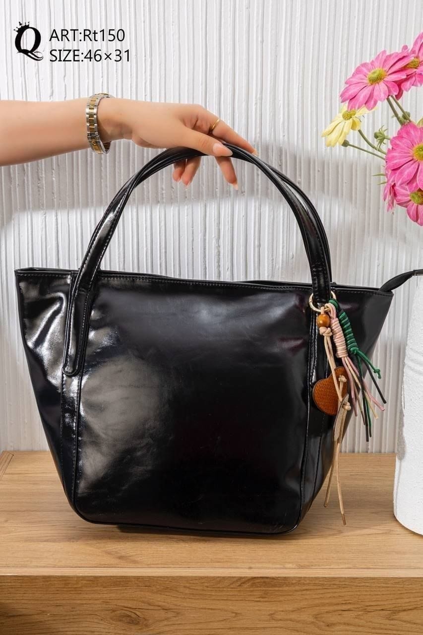 Charm Detail Tote Bag – Rt150 (Black)