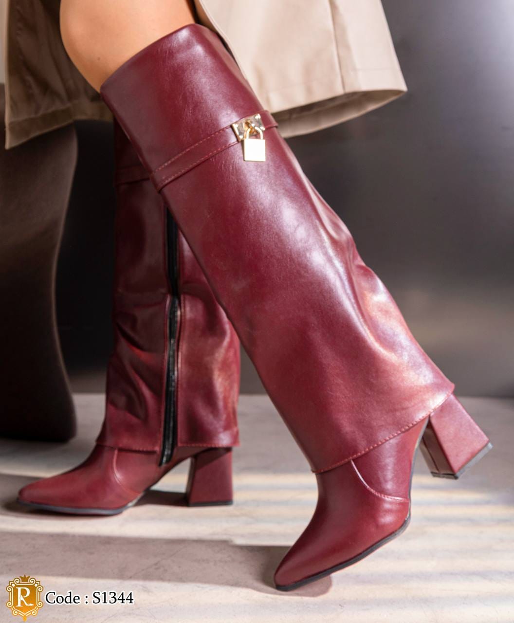 S1344 burgundy mid-calf heeled boots with gold padlock buckle, side view