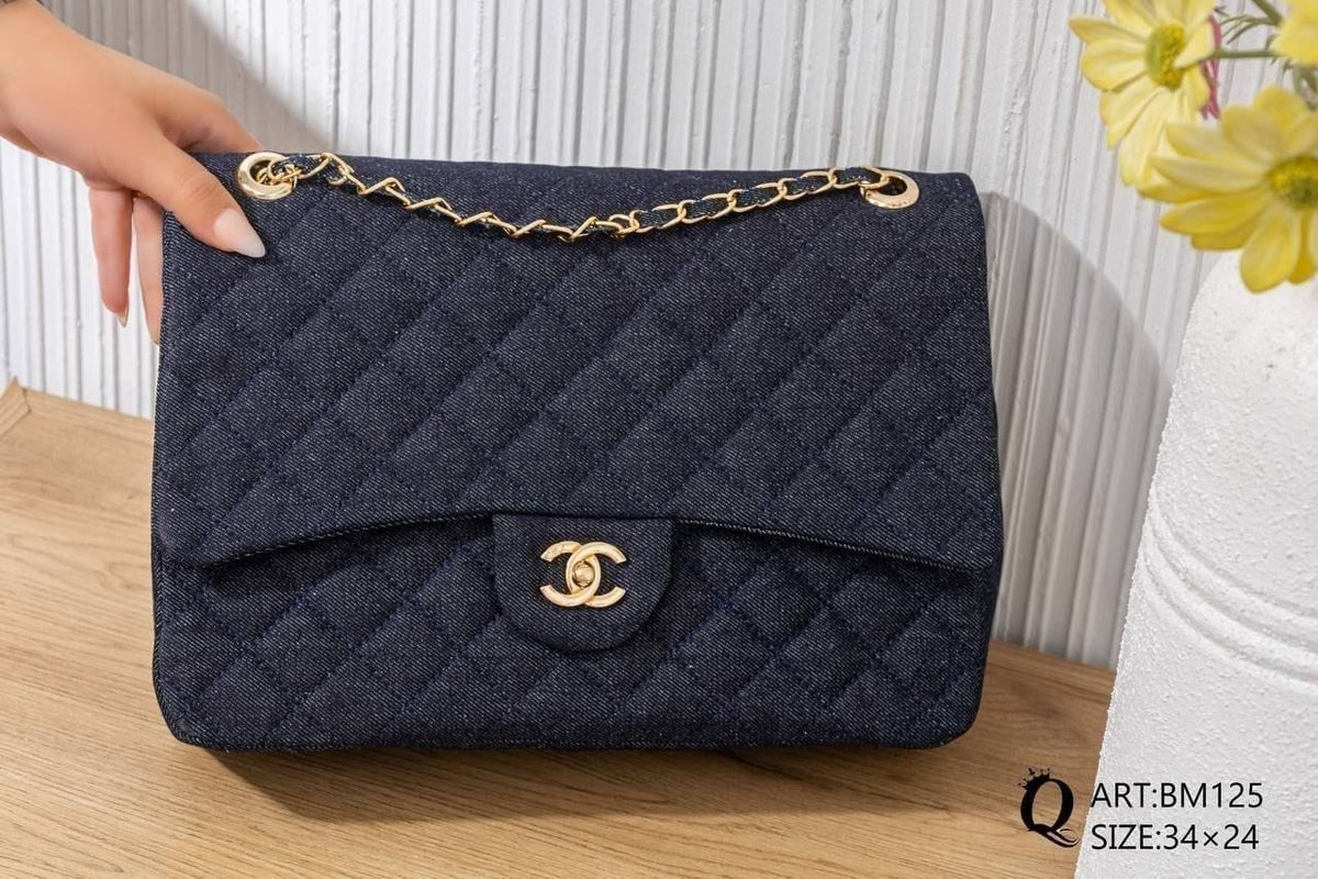 BM125 — Navy Textured quilted chain shoulder bag front, 34 × 24 (Navy Textured)