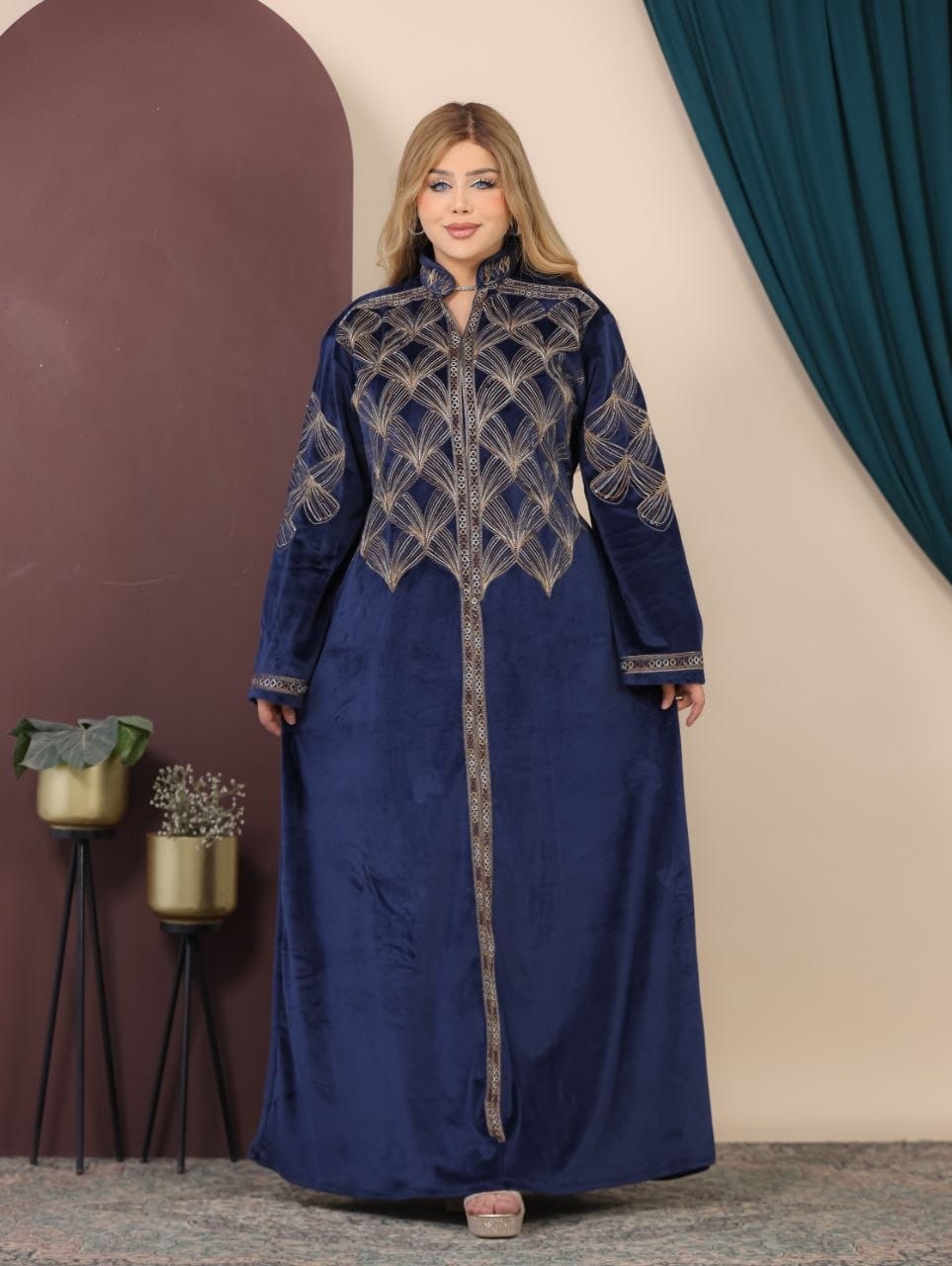 GLB_1 — Navy long dress with gold-tone embroidery front view, 1: 60–85 kg; 2: 85–120 kg (Navy)