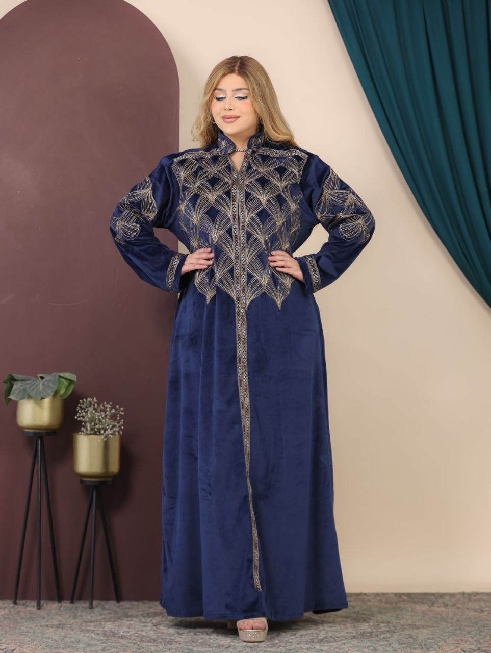 GLB_1 — Navy long dress with gold-tone embroidery full-length view, 1: 60–85 kg; 2: 85–120 kg (Navy)