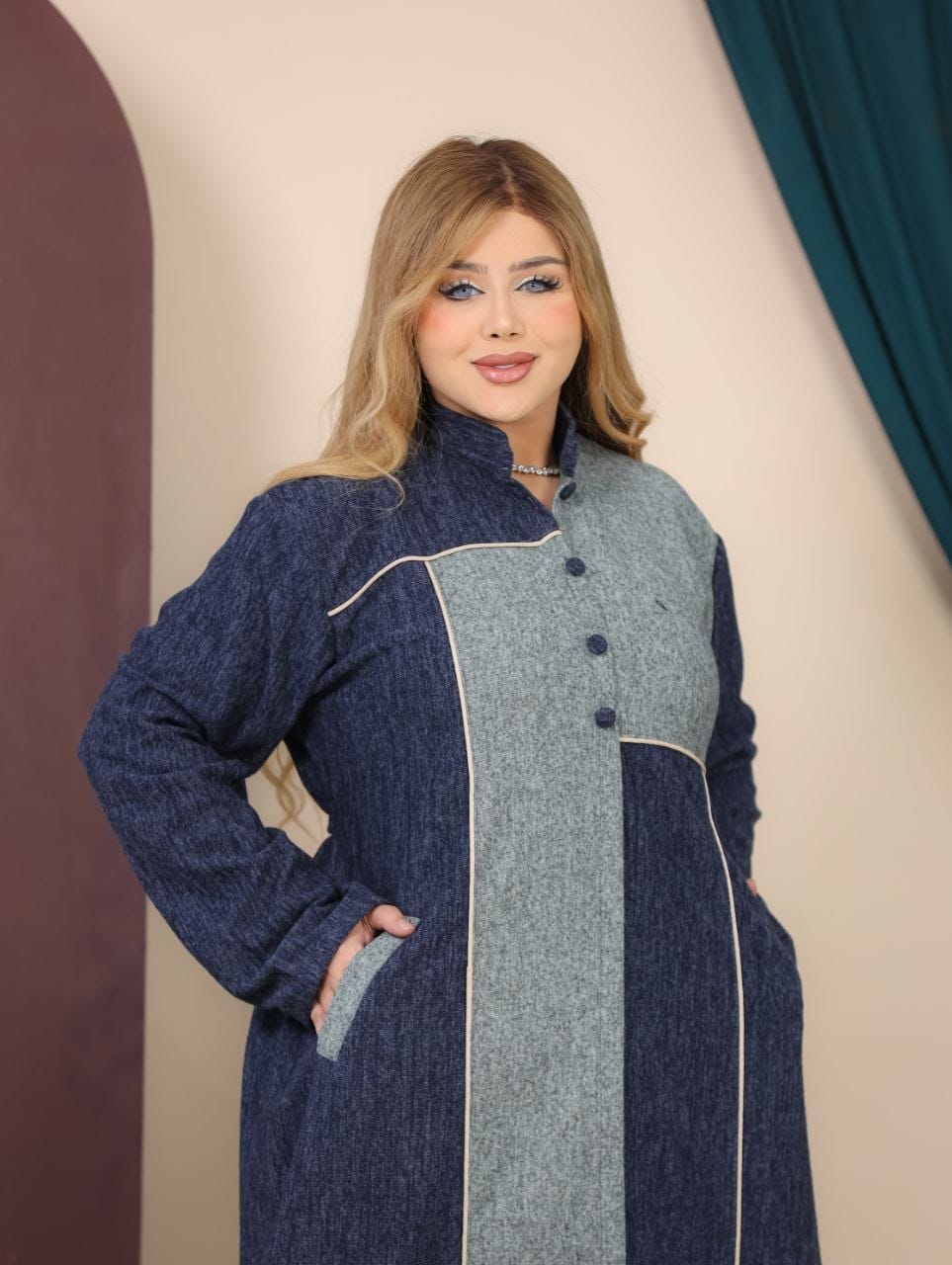 GLB_10 — Navy / Blue Gray asymmetric color-block abaya bodice detail, 1: 60–85 kg; 2: 85–120 kg (Navy / Blue Gray)