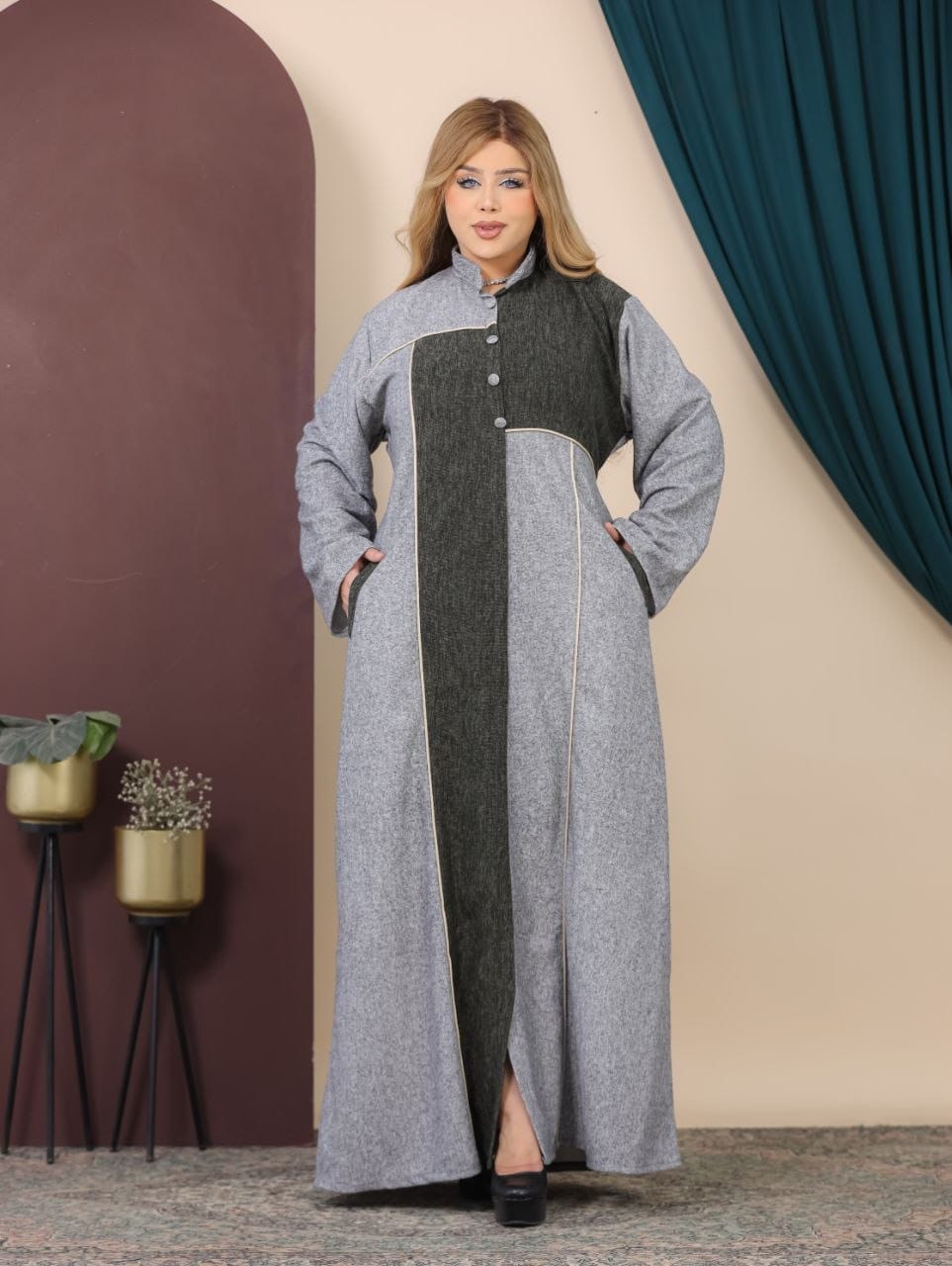 GLB_10 — Light Gray / Olive asymmetric color-block abaya front view, 1: 60–85 kg; 2: 85–120 kg (Light Gray / Olive)