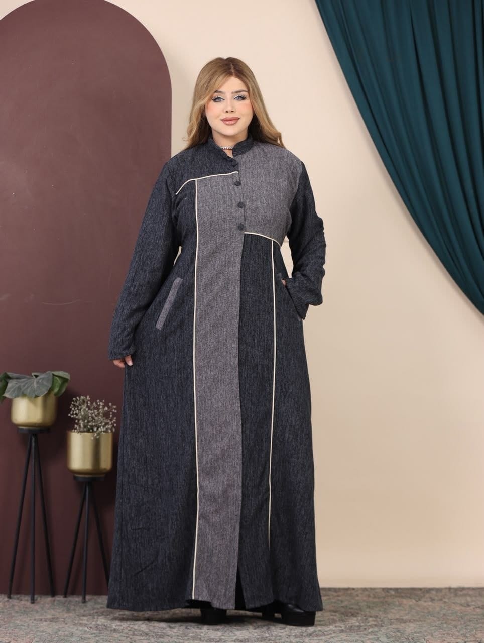 GLB_10 — Charcoal / Gray asymmetric color-block abaya front view, 1: 60–85 kg; 2: 85–120 kg (Charcoal / Gray)