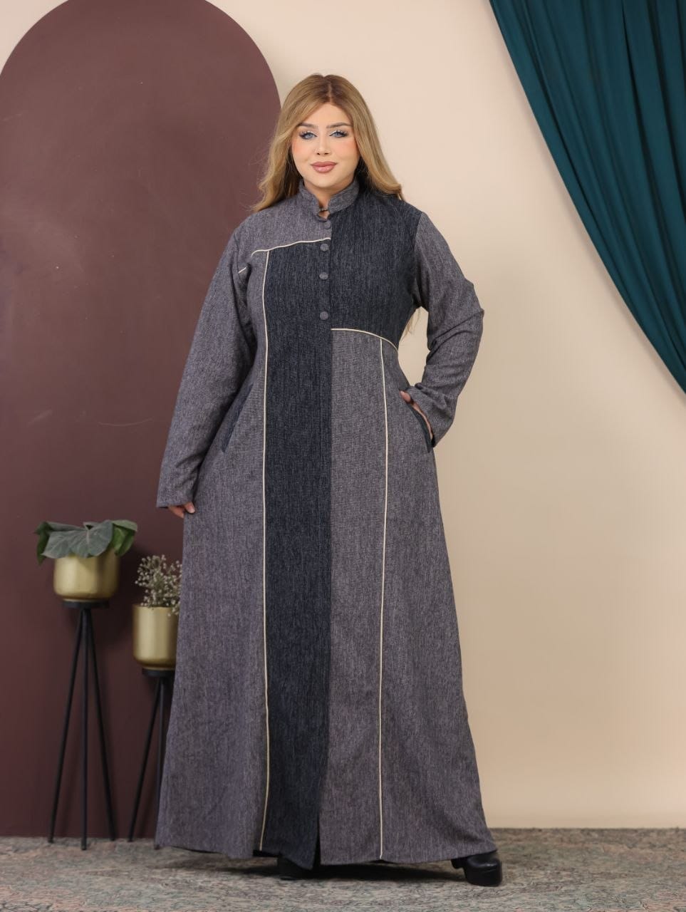 GLB_10 — Gray / Charcoal asymmetric color-block abaya front view, 1: 60–85 kg; 2: 85–120 kg (Gray / Charcoal)
