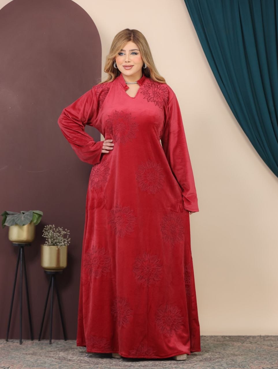 GLB_11 — Red floral motif long-sleeve maxi abaya front view, 1: 60–85 kg; 2: 85–120 kg (Red)