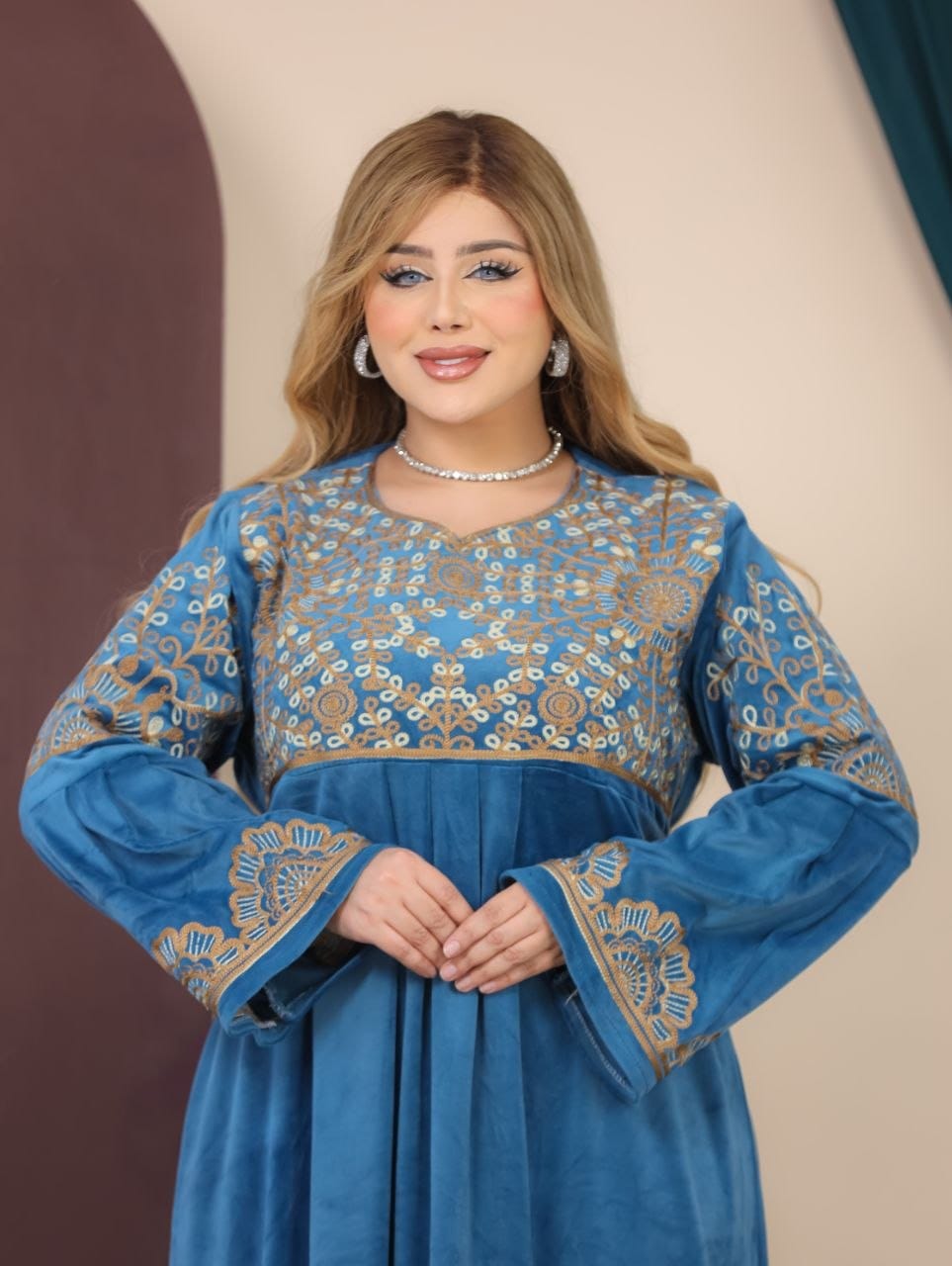 GLB_12 — Blue gold-patterned long-sleeve maxi abaya detail view, 1: 60–85 kg; 2: 85–120 kg (Blue)
