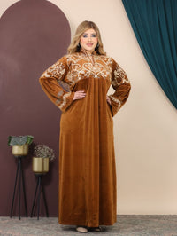 GLB_17 — Caramel maxi abaya with ornate embroidery and tie back front view, 1: 60–85 kg; 2: 85–120 kg (Caramel)