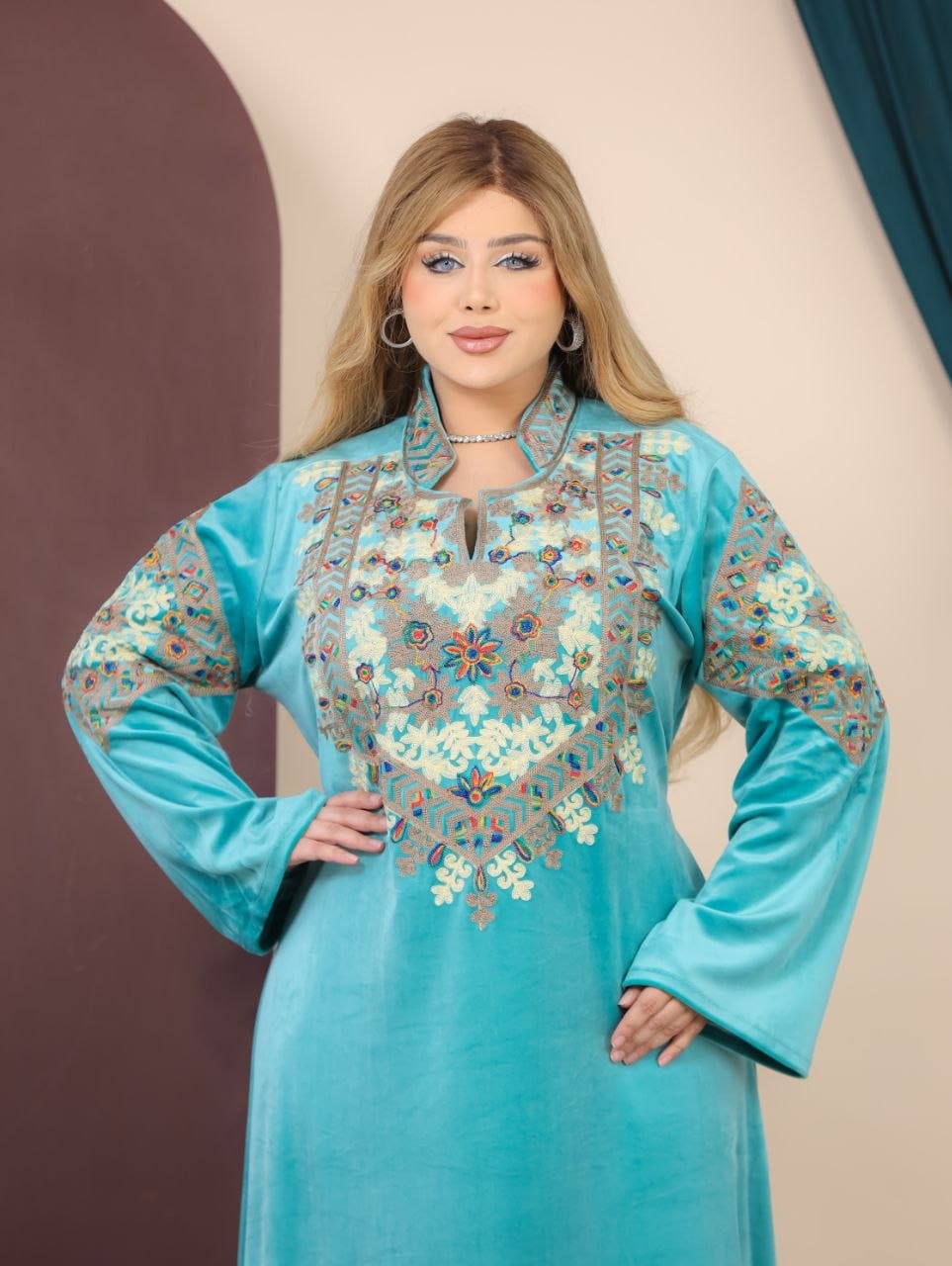 GLB_2 — Turquoise embroidered maxi dress with back tie bodice detail, 1: 60–85 kg; 2: 85–120 kg (Turquoise)