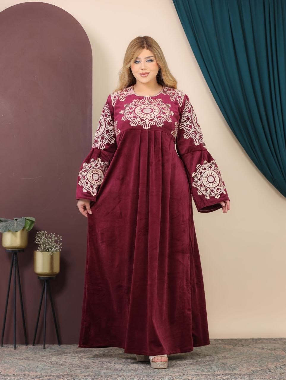 GLB_3 — Burgundy medallion-embroidered maxi dress front view, 1: 60–85 kg; 2: 85–120 kg (Burgundy)