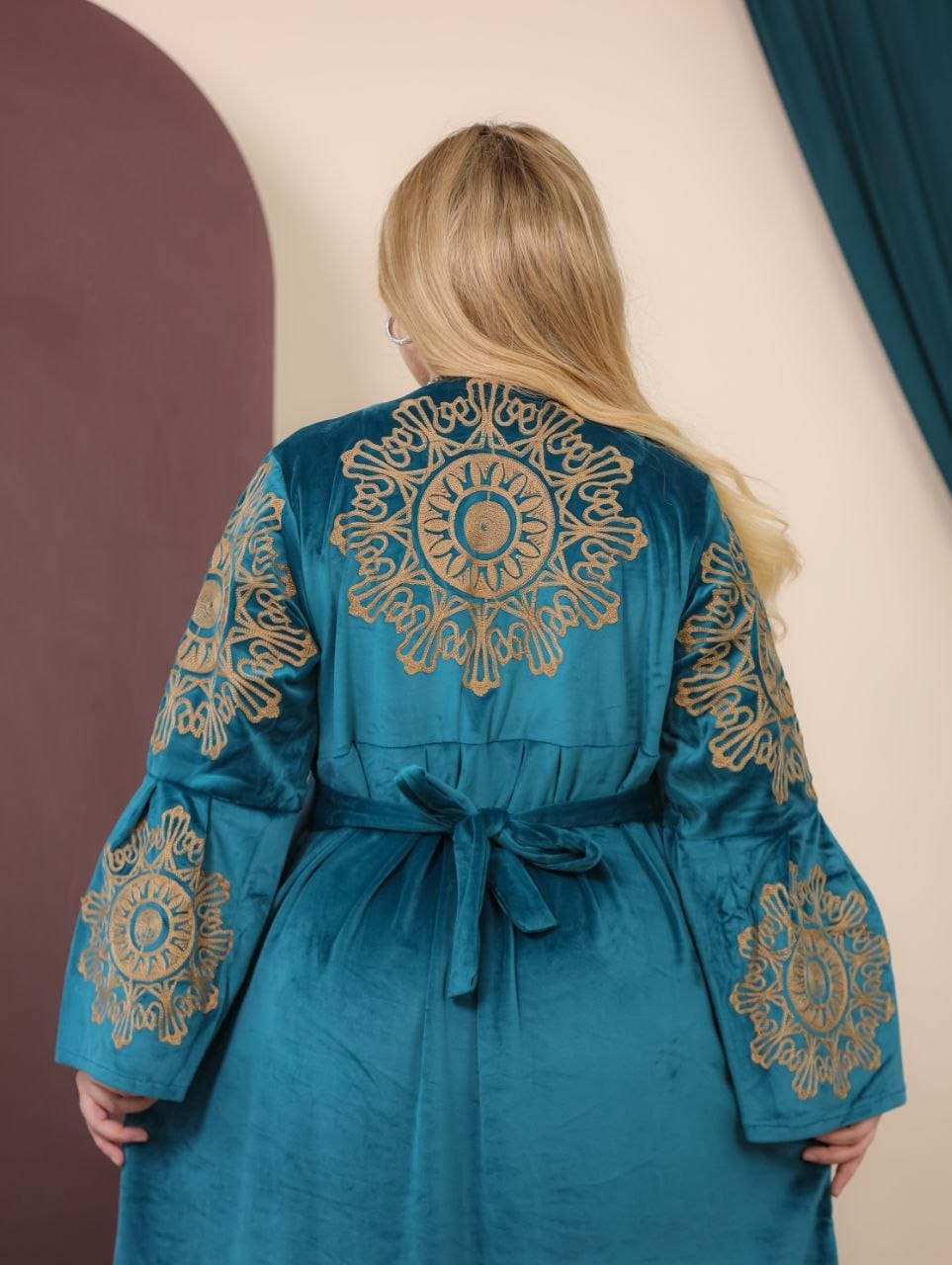 GLB_3 — Teal medallion-embroidered maxi dress back view, 1: 60–85 kg; 2: 85–120 kg (Teal)