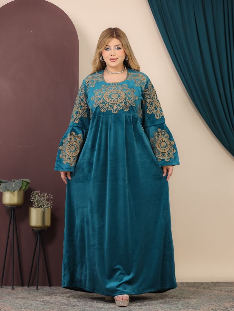 GLB_3 — Teal medallion-embroidered maxi dress full-length view, 1: 60–85 kg; 2: 85–120 kg (Teal)