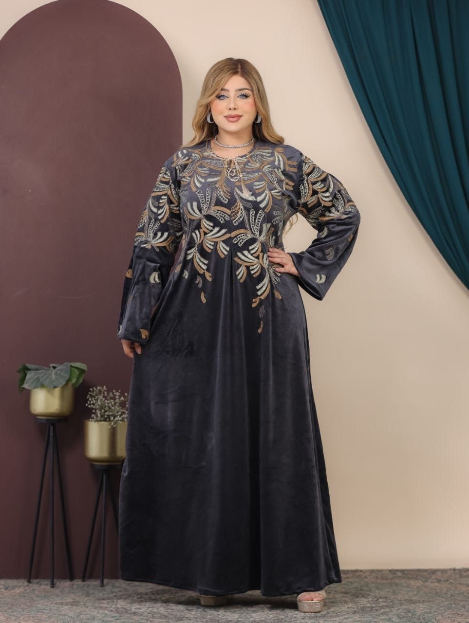 GLB_4 — Charcoal leaf-embroidered maxi dress full-length view, 1: 60–85 kg; 2: 85–120 kg (Charcoal)