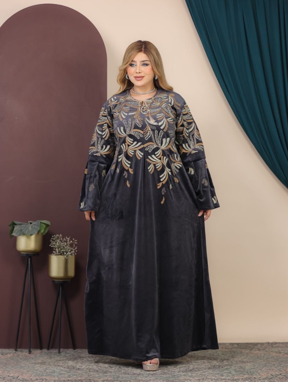 GLB_4 — Charcoal leaf-embroidered maxi dress alternate front view, 1: 60–85 kg; 2: 85–120 kg (Charcoal)