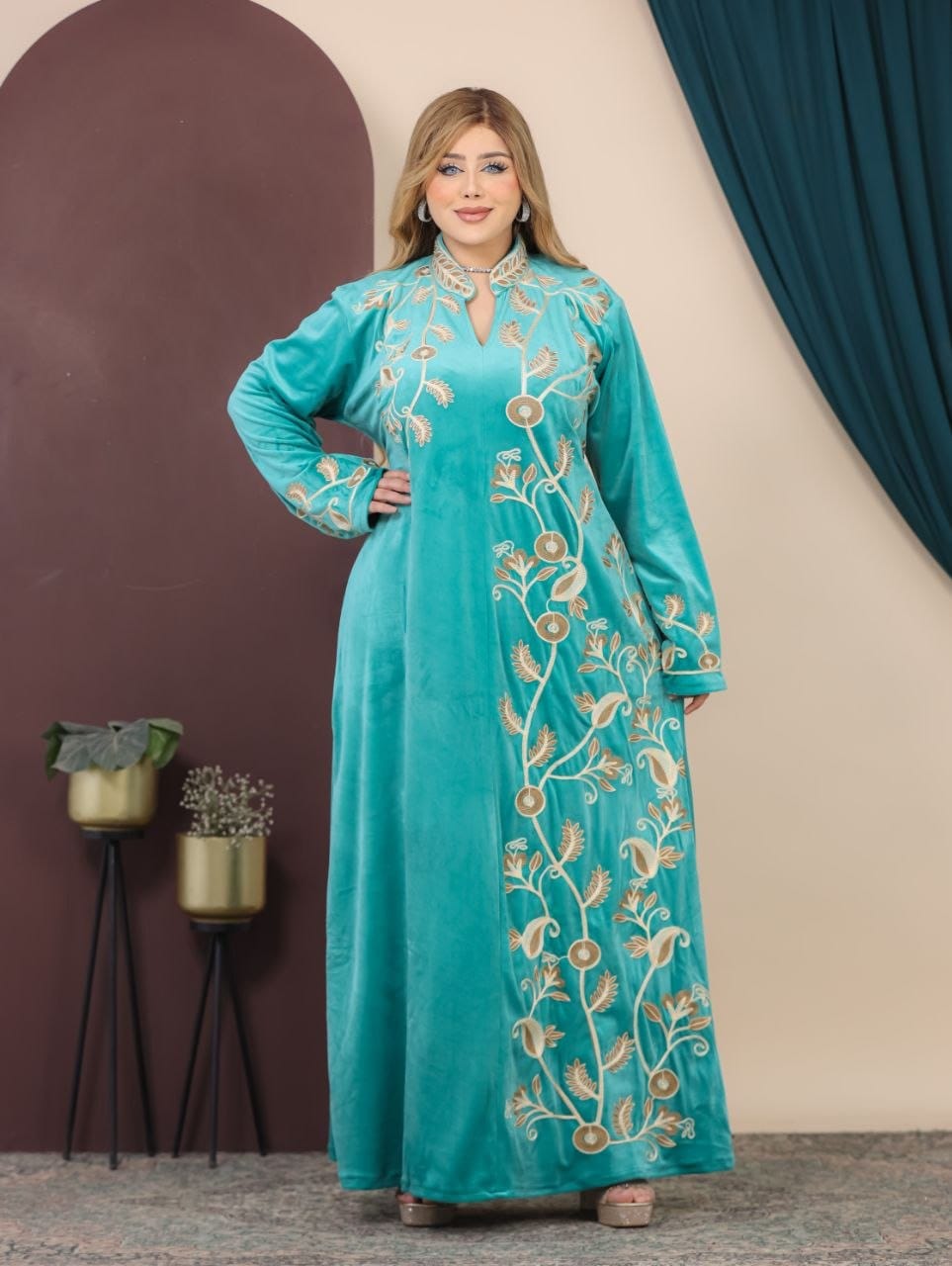 GLB_5 — Turquoise floral-vine embroidered maxi dress front view, 1: 60–85 kg; 2: 85–120 kg (Turquoise)