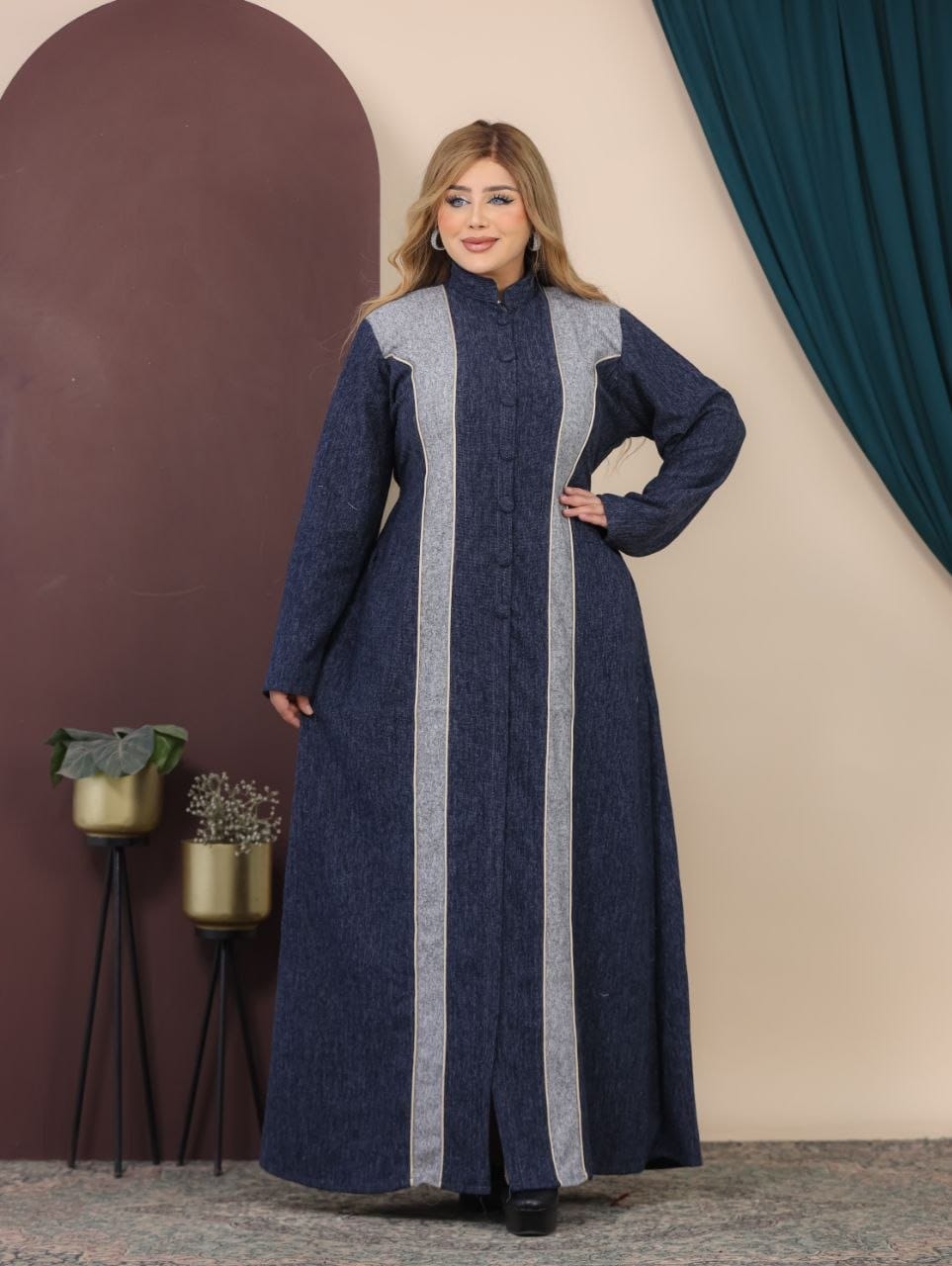 GLB_6 — Navy / Light Gray contrast-panel button-front abaya front view, 1: 60–85 kg; 2: 85–120 kg (Navy / Light Gray)