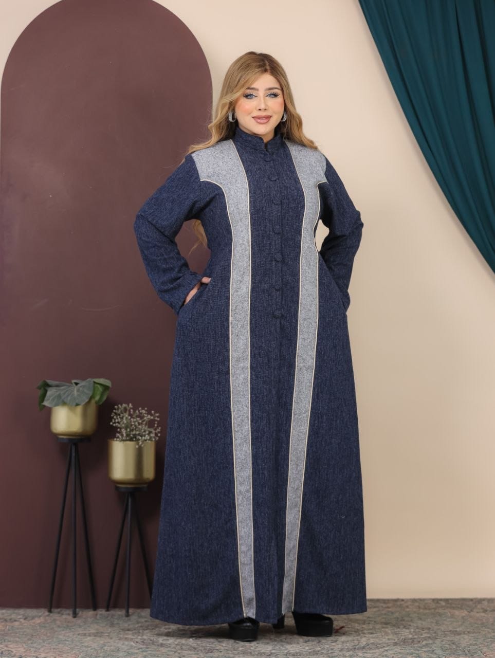 GLB_6 — Navy / Light Gray contrast-panel button-front abaya front view, 1: 60–85 kg; 2: 85–120 kg (Navy / Light Gray)
