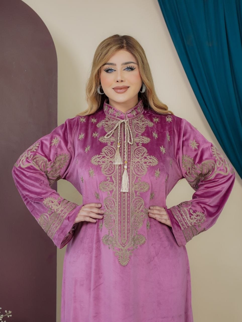 GLB_7 — Pink ornamental embroidered tie-back maxi dress embroidery detail, 1: 60–85 kg; 2: 85–120 kg (Pink)