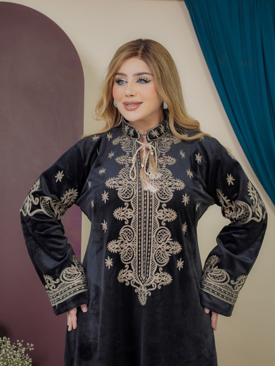 GLB_7 — Black ornamental embroidered tie-back maxi dress embroidery detail, 1: 60–85 kg; 2: 85–120 kg (Black)