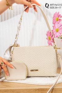 Ha1212 — Beige Pattern shoulder bag front, 26 × 17 (Beige Pattern)