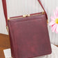 HA410 — Burgundy frame clasp shoulder bag front, 23 × 21 (Burgundy)