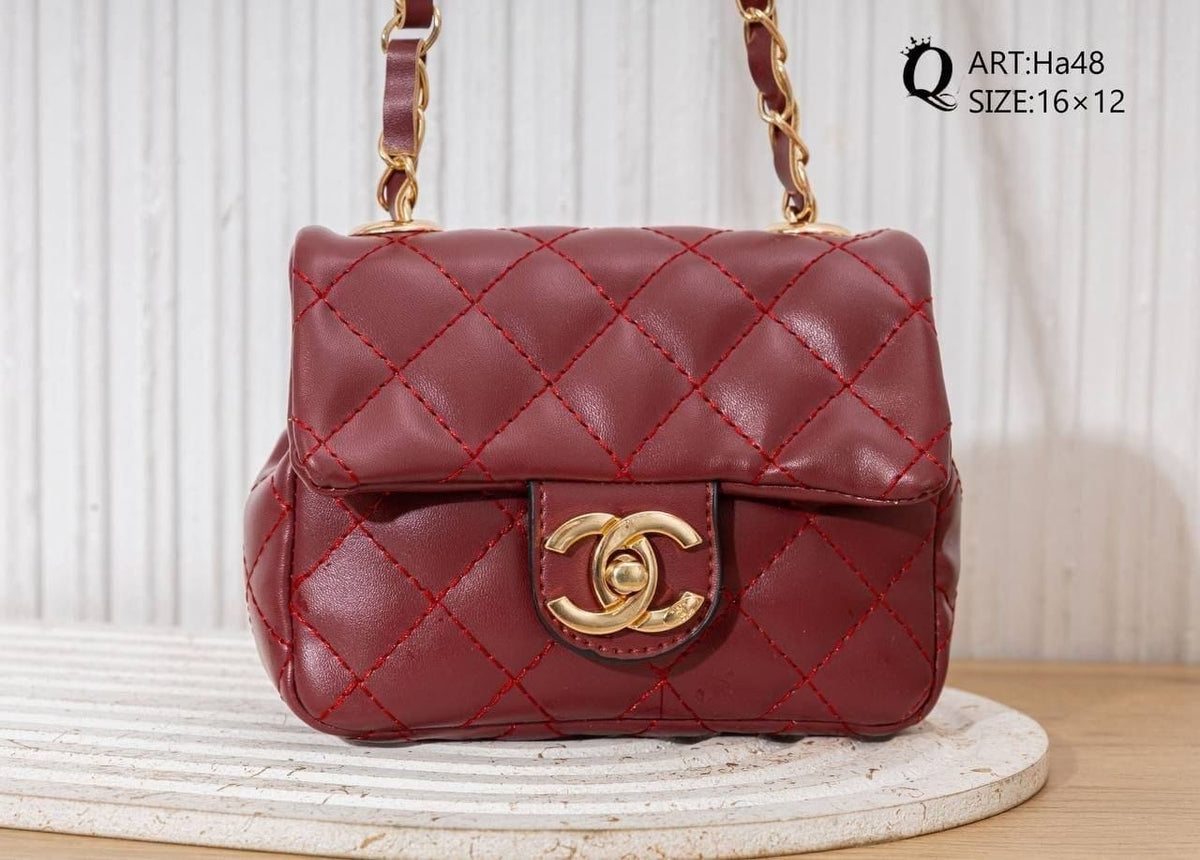 Ha48 — Burgundy mini quilted chain bag front, 16 × 12 (Burgundy)