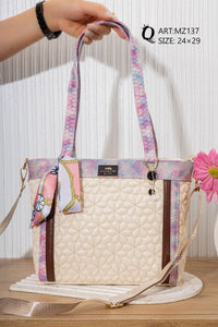 MZ137 — Ivory Multicolor textured shoulder tote front, 24 × 29 (Ivory Multicolor)