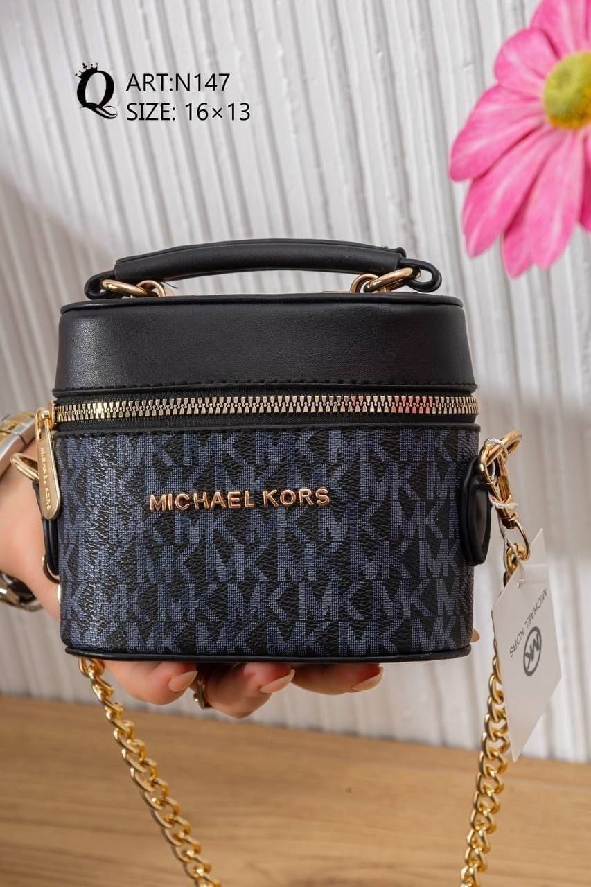 N147 — Black patterned mini box handbag front, 16 × 13 (Black)