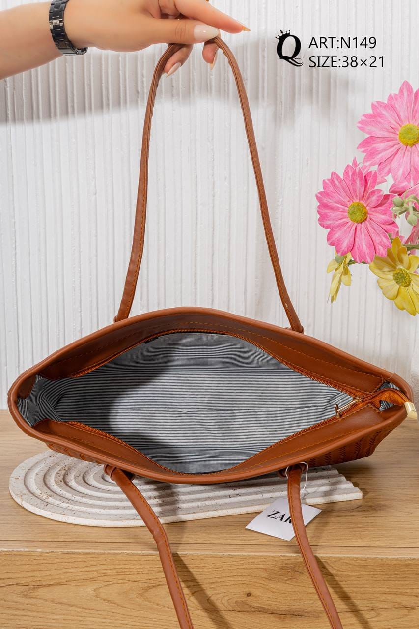 N149 — Cognac woven-pattern shoulder tote interior, 38 × 21 (Cognac)