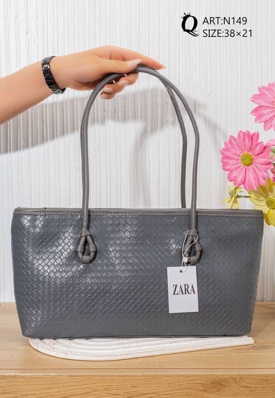 N149 — Grey woven-pattern shoulder tote front, 38 × 21 (Grey)