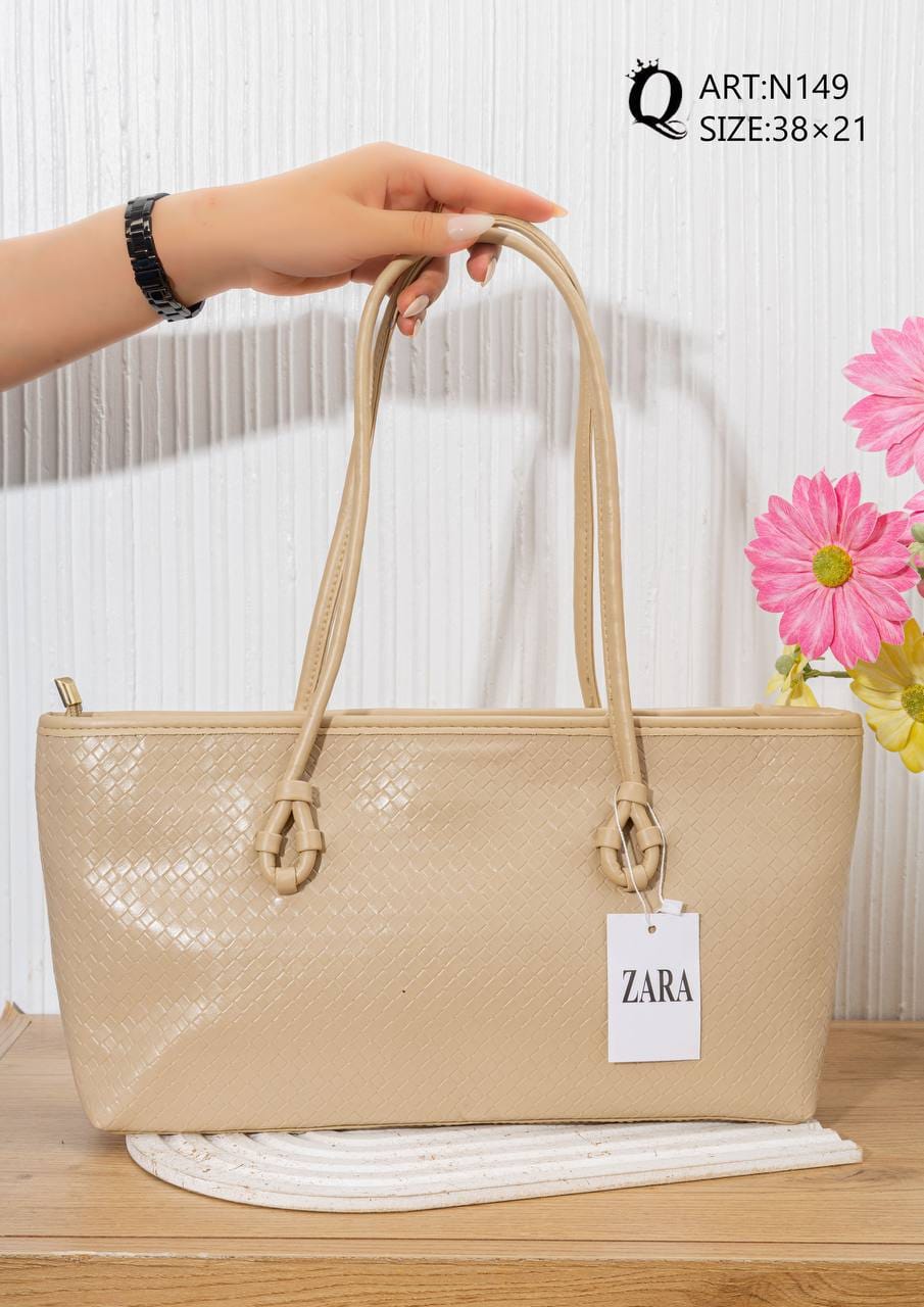 N149 — Beige Gloss woven-pattern shoulder tote front, 38 × 21 (Beige Gloss)