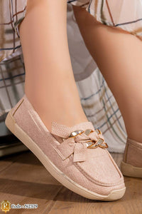 N2379 — Beige chain and bow loafers front view, 37, 38, 39, 40, 41 (Beige)