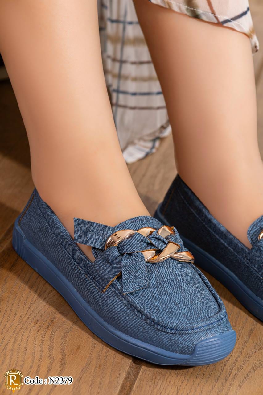 N2379 — Blue chain and bow loafers front view, 37, 38, 39, 40, 41 (Blue)